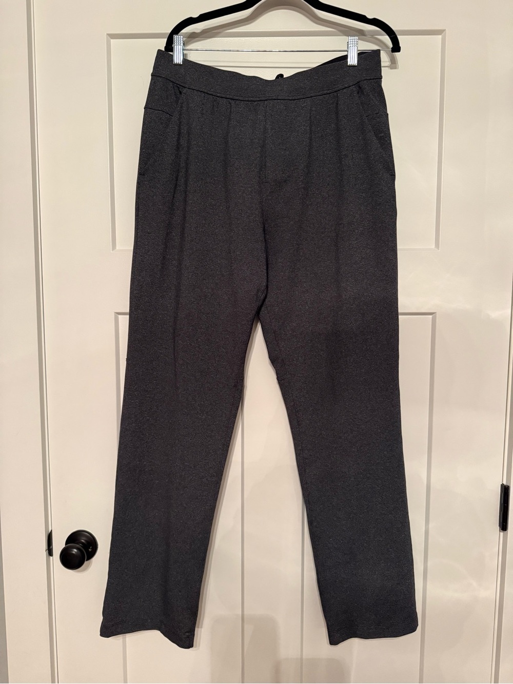 lululemon athletica Men's Straight-Leg Pants— Charcoal size Large